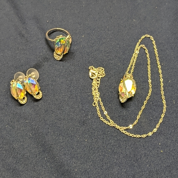 Jewelry - Beautiful 4piece fashion jewelry set